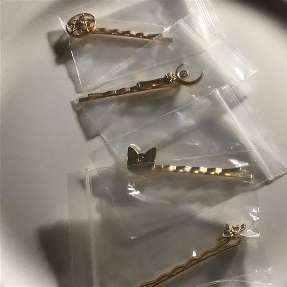 Sailor Moon Gold Hair Clip Set <4> - Picture 6 of 6